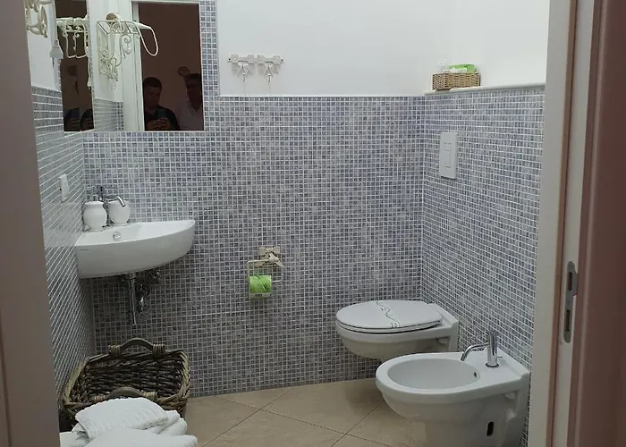 White Polignano 08 Frühstückspension Polignano a Mare