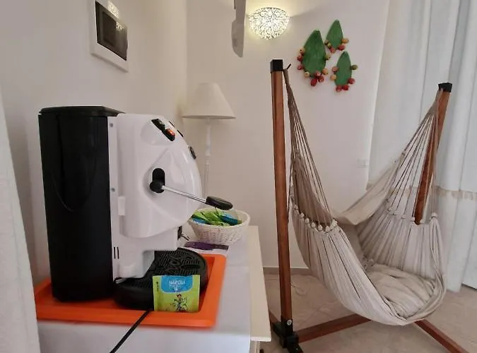 White Polignano 08 Frühstückspension Polignano a Mare