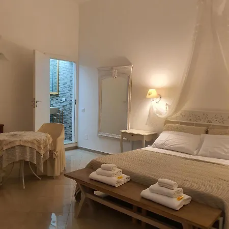 White Polignano 08 Bed & Breakfast