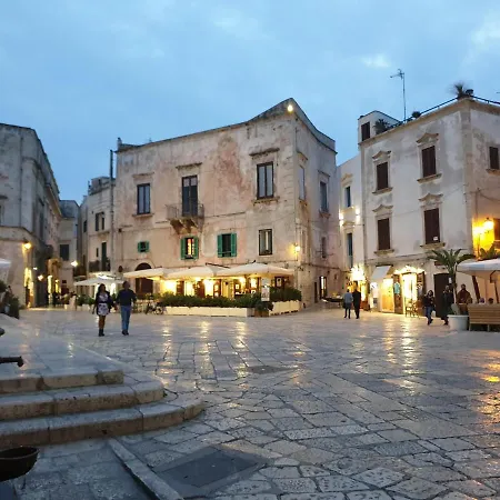 White Polignano 08 Bed & Breakfast 4*